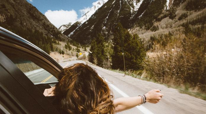 How to Enjoy Roadtrips with Your Friends